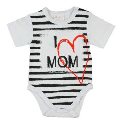   "I LOVE MY MOM" feliratos rövid ujjú baba body fehér