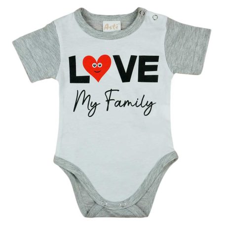 "Love my family" feliratos rövid ujjú baba body fehér